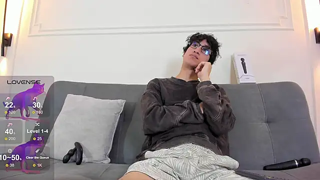 Cum hunters online show from February 2026 03:26:01 AM