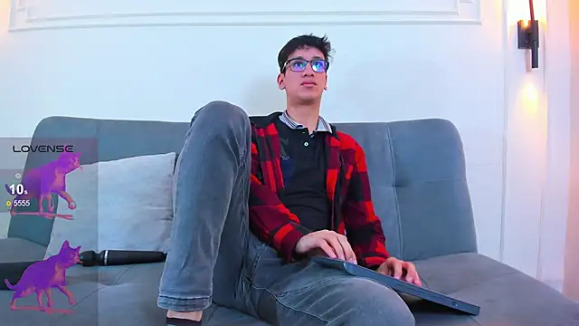 Cum hunters online show from March 2026 03:34:01 AM