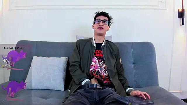 Cum hunters online show from March 2026 03:26:01 AM