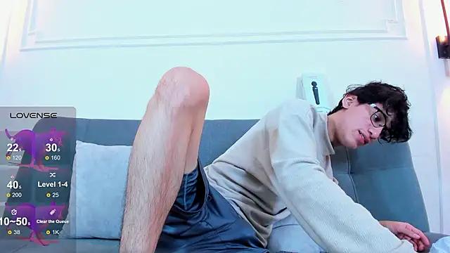 Cum hunters online show from February 2026 03:17:01 AM