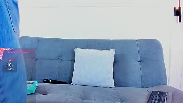 Snapshot of Cum_hunters chatting on June 2026 03:11:01 AM Cum hunters online show from June 2026 03:11:01 AM