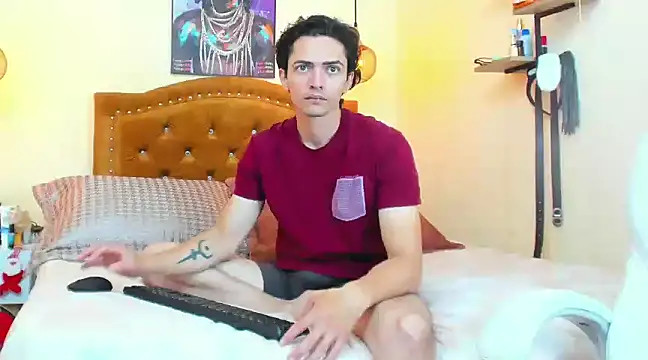 Snapshot of Uzcategui_addams chatting on January 2025 12:49:01 PM Uzcategui addams online show from January 2025 12:49:01 PM