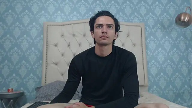 Snapshot of Uzcategui_addams chatting on February 2025 01:27:02 PM Uzcategui addams online show from February 2025 01:27:02 PM