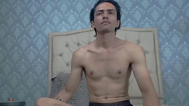 Snapshot of Uzcategui_addams chatting on January 2025 07:48:02 PM Uzcategui addams online show from January 2025 07:48:02 PM