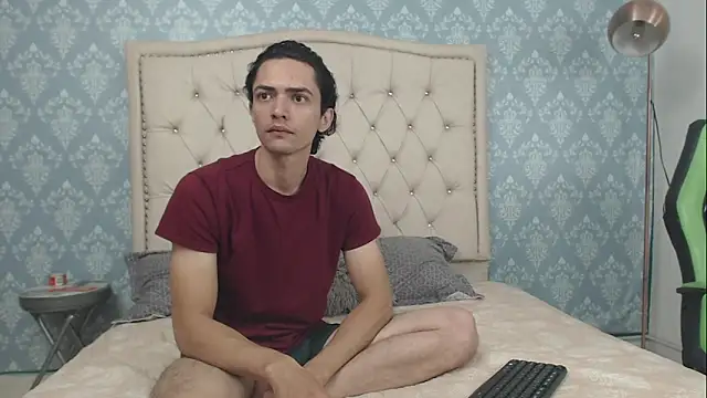 Snapshot of Uzcategui_addams chatting on January 2025 12:43:01 PM Uzcategui addams online show from January 2025 12:43:01 PM