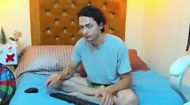 Snapshot of Uzcategui_addams chatting on January 2025 12:47:01 PM Uzcategui addams online show from January 2025 12:47:01 PM