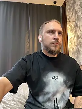 Snapshot of _XxX-XxX_ chatting on September 2025 09:42:02 AM XxX-XxX online show from September 2025 09:42:02 AM