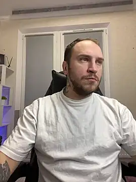 Snapshot of _XxX-XxX_ chatting on March 2025 09:15:02 PM XxX-XxX online show from March 2025 09:15:02 PM