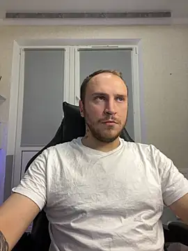 Snapshot of _XxX-XxX_ chatting on February 2025 11:41:02 PM XxX-XxX online show from February 2025 11:41:02 PM