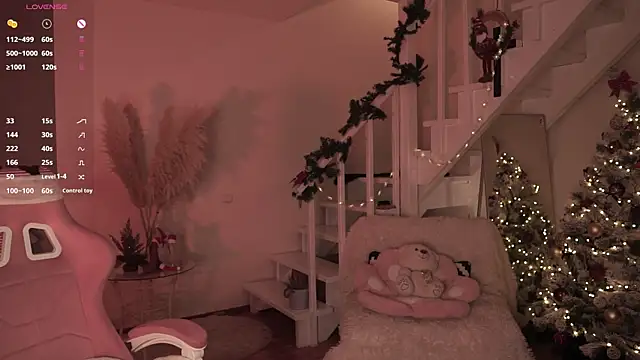 Snapshot of miuri_miy chatting on December 2025 06:10:02 PM miuri miy online show from December 2025 06:10:02 PM