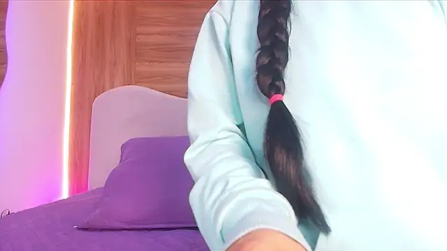 Auroraa miller online show from March 2026 03:14:01 AM