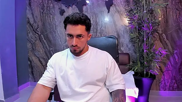 Brad Summer online show from December 2025 05:59:02 PM