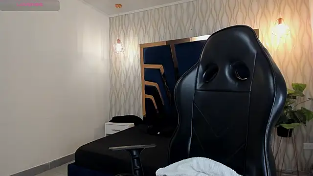 Brad Summer online show from November 2025 05:28:02 PM