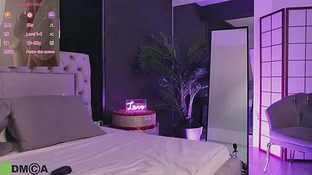 ClaraShine online show from September 2025 04:00:02 AM