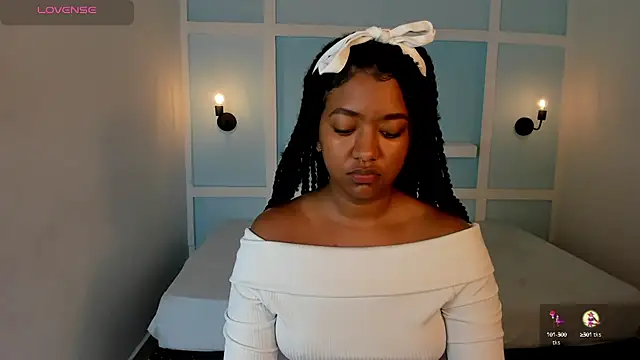 AishaHil online show from January 2025 11:56:02 AM