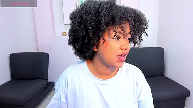 AishaHil online show from January 2025 11:56:02 AM