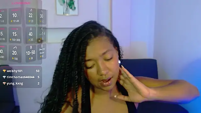 AishaHil online show from February 2025 06:39:02 PM