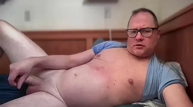   DR3W   online show from February 2025 05:09:02 PM