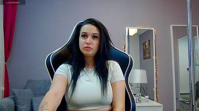 Snapshot of Eva_Lovvia_ chatting on March 2025 07:35:02 PM Eva Lovvia  online show from March 2025 07:35:02 PM