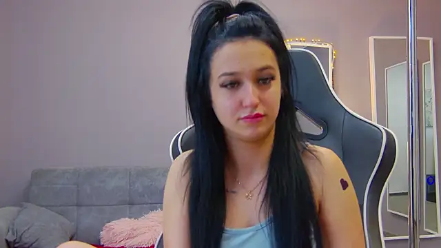 Snapshot of Eva_Lovvia_ chatting on February 2025 09:40:01 PM Eva Lovvia  online show from February 2025 09:40:01 PM