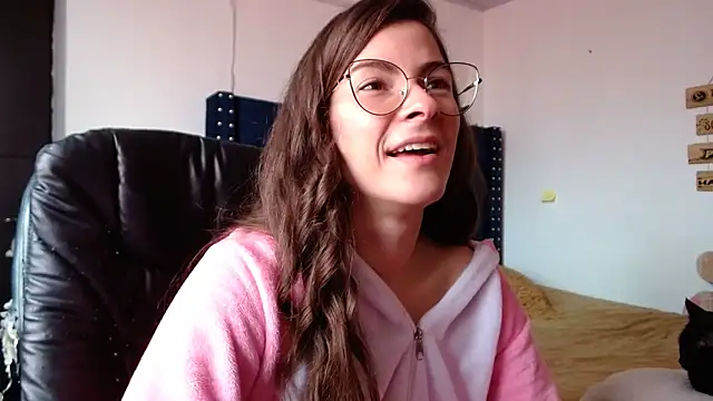 Snapshot of MARIELSINS_AND_DAIKIJACK chatting on February 2025 05:05:02 PM MARIELSINS AND DAIKIJACK online show from February 2025 05:05:02 PM