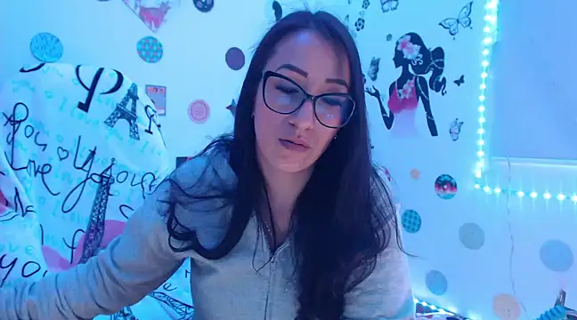 Snapshot of samy_love35 chatting on January 2025 11:30:02 AM samy love35 online show from January 2025 11:30:02 AM