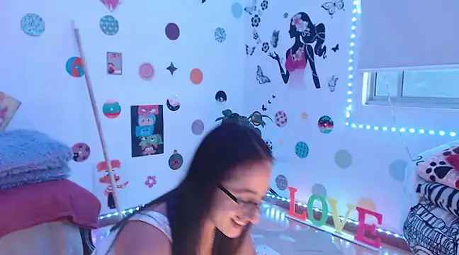 Snapshot of samy_love35 chatting on January 2025 10:46:02 PM samy love35 online show from January 2025 10:46:02 PM