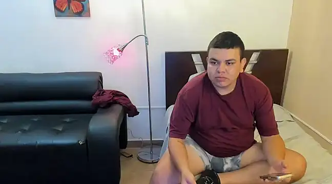 Snapshot of Faridsweetness chatting on January 2025 06:21:01 PM Faridsweetness online show from January 2025 06:21:01 PM
