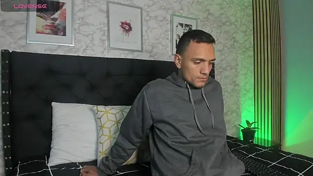 stefany pablo1 online show from March 2025 01:29:01 PM