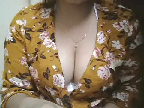 Lovely Sreya online show from February 2025 06:59:02 PM