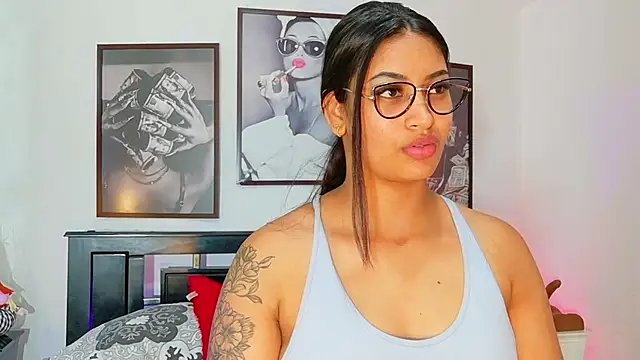 Snapshot of loretahorny chatting on February 2026 01:40:01 PM loretahorny online show from February 2026 01:40:01 PM