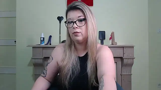 kamilalova online show from March 2026 02:19:02 PM