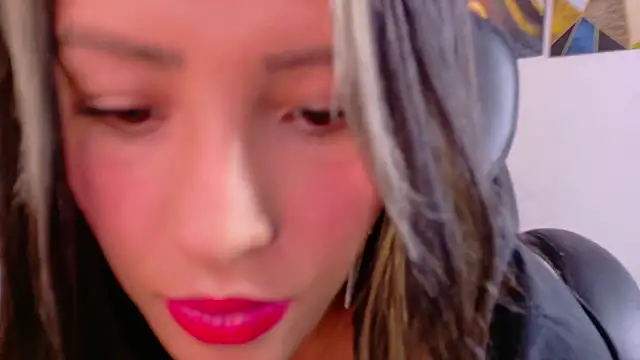 ArianaGolden online show from February 2026 05:34:02 PM