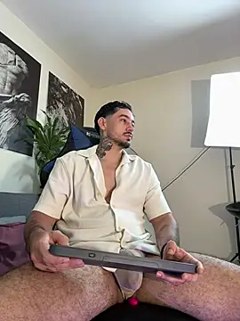 Salvatore costa online show from June 2026 02:40:01 AM