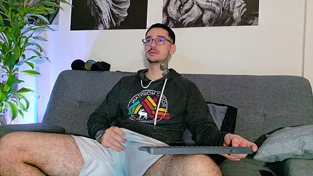 Salvatore costa online show from February 2026 01:18:02 AM