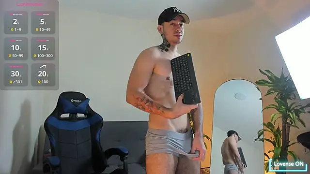 Salvatore costa online show from October 2025 12:33:02 AM