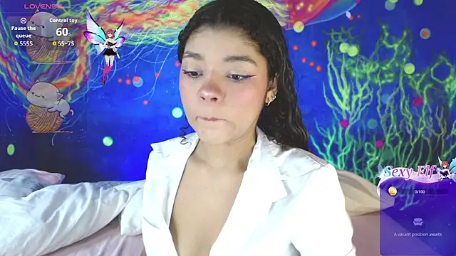 lucie petite online show from December 2025 06:30:01 PM