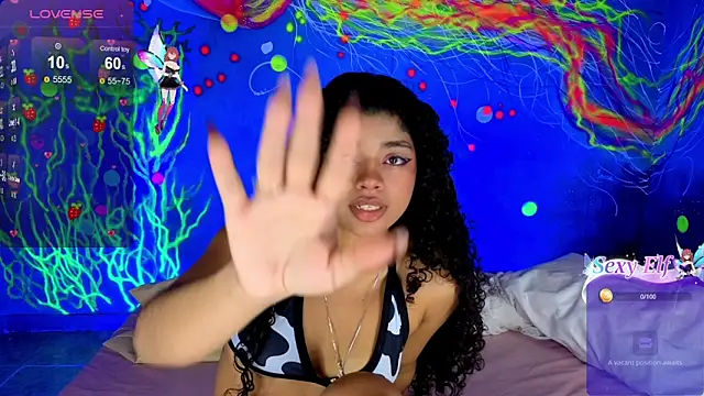 lucie petite online show from January 2026 06:35:02 PM