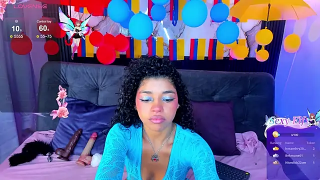 Snapshot of lucie_petite chatting on June 2026 06:36:02 PM lucie petite online show from June 2026 06:36:02 PM