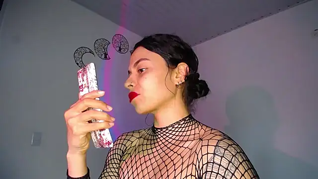 lana roman online show from October 2025 09:15:02 PM