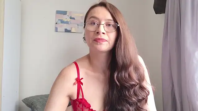 Snapshot of Andrewine89 chatting on June 2026 05:52:02 PM Andrewine89 online show from June 2026 05:52:02 PM