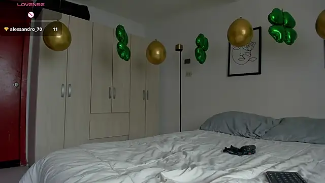 Andrewine89 online show from March 2025 06:11:02 PM