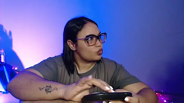 sweetlatin01 online show from February 2025 03:42:01 AM