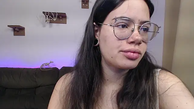 crystalll room online show from October 2025 06:01:02 AM