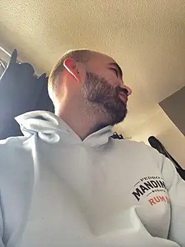 Snapshot of darkdesire_01 chatting on January 2025 01:30:02 PM darkdesire 01 online show from January 2025 01:30:02 PM