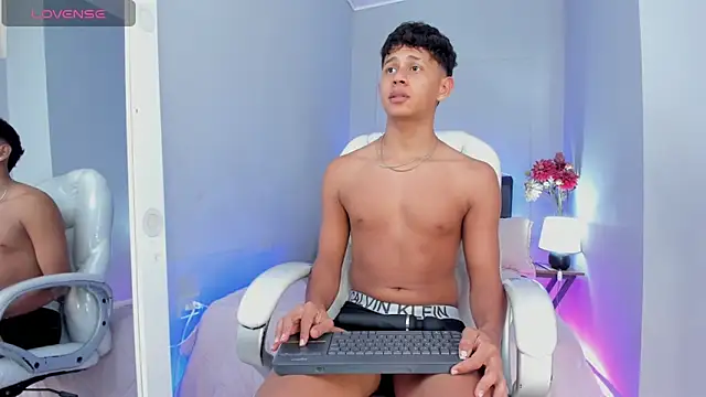 Dawn16  online show from March 2026 08:22:01 PM