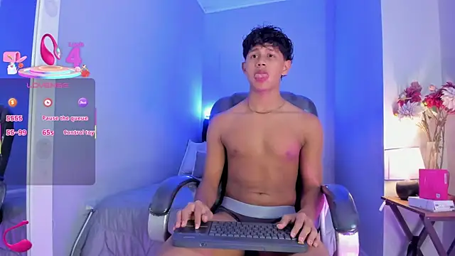 Dawn16  online show from December 2025 10:54:02 PM