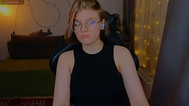  JessieVibes online show from December 2025 02:41:02 PM