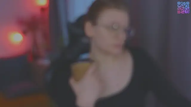 JessieVibes online show from April 2026 02:10:01 PM