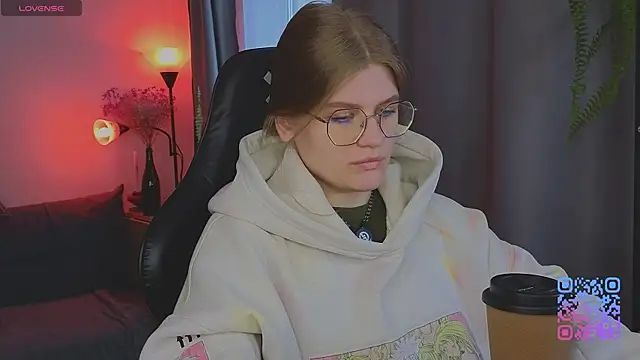  JessieVibes online show from May 2026 02:01:01 PM